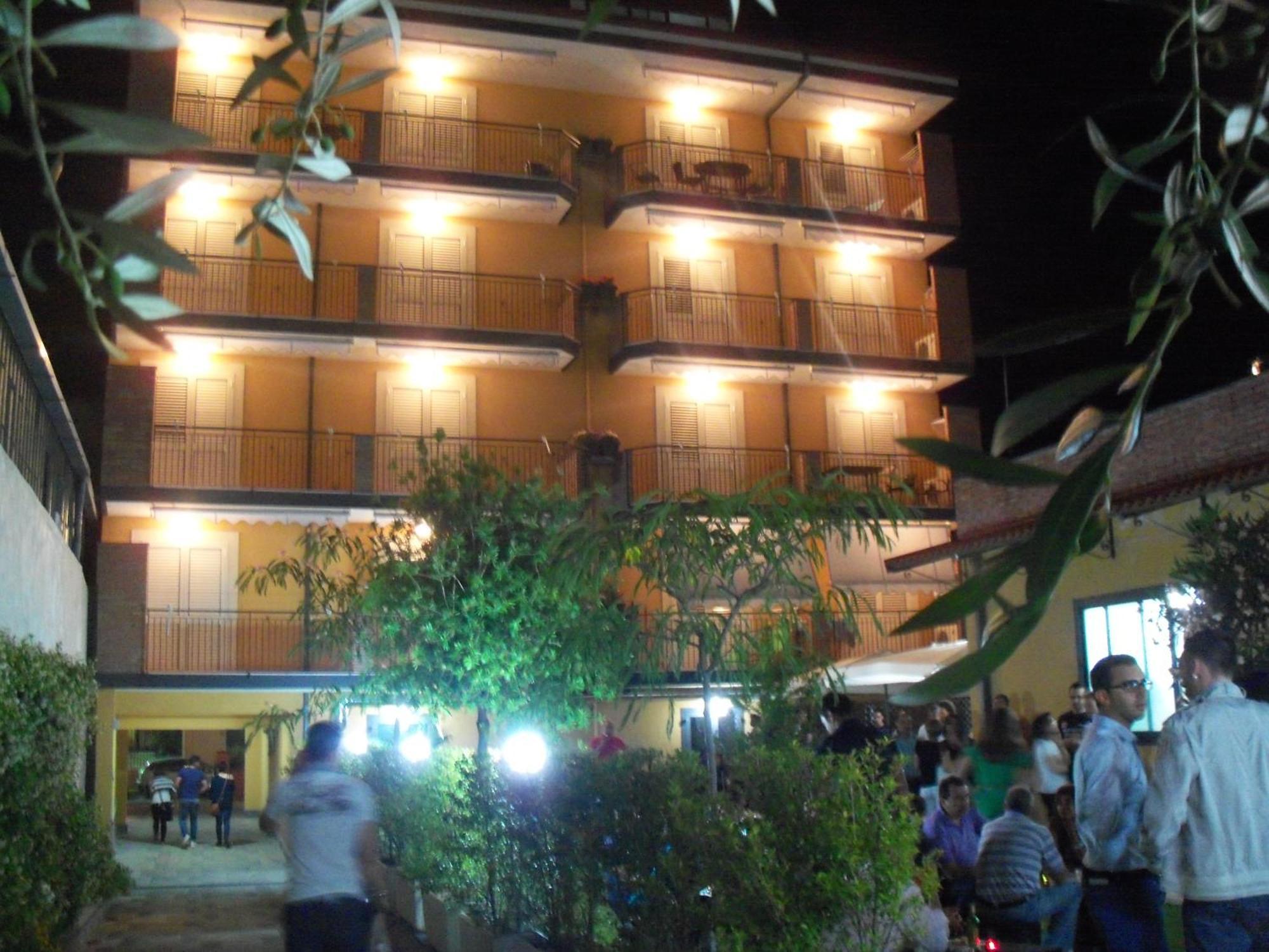 Riviera Ionica Aparthotel 3*